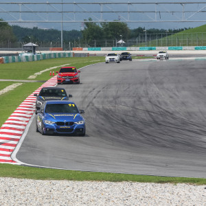 Goodyear Eagle F1 Asymmetric 3 Launch Action Shot_8